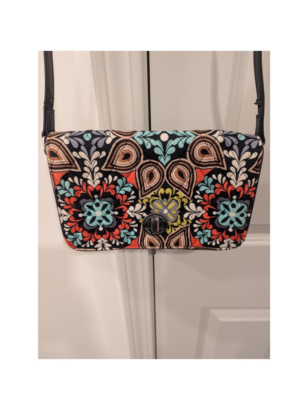 1367 - Vera Bradley Crossbody Purse Sierra Pattern - NWOT